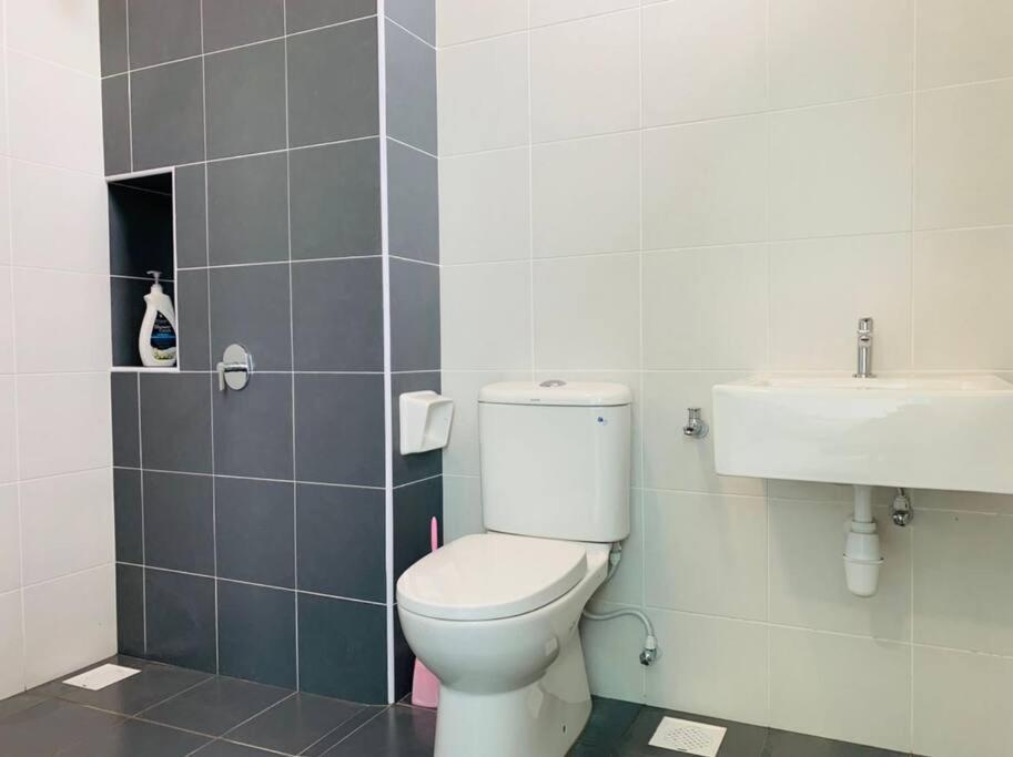 Brand New Cozy Home Desaru Pengerang Near Sebana Cove Resort Ngoại thất bức ảnh